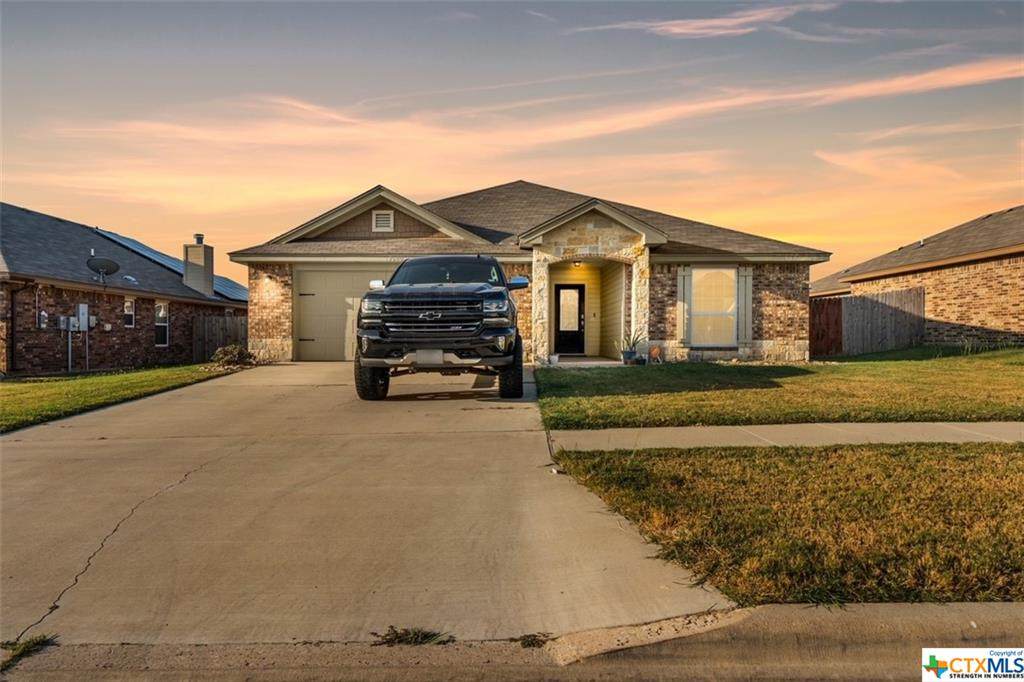 2600 Hector Drive - Photo 1