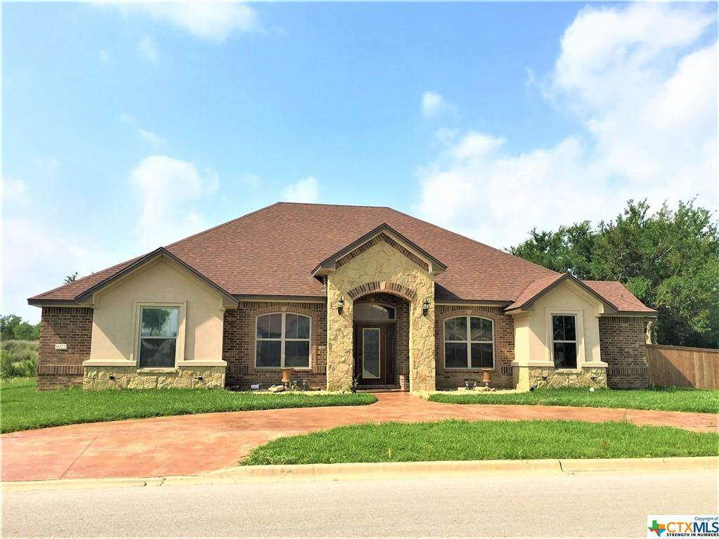 8022 Bella Charca Parkway - Photo 1