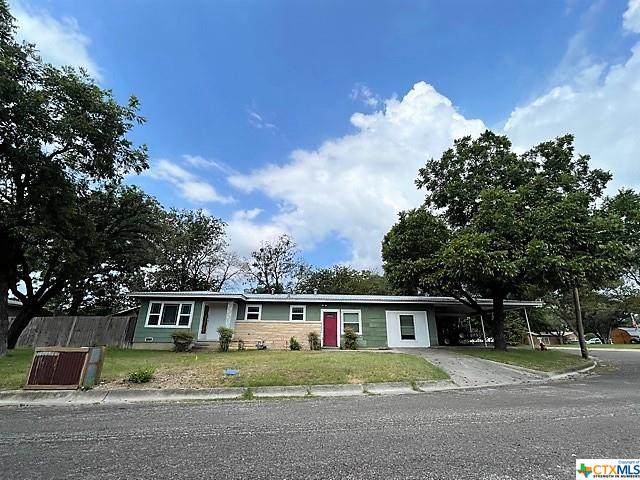 26 Sue Ann Drive - Photo 1