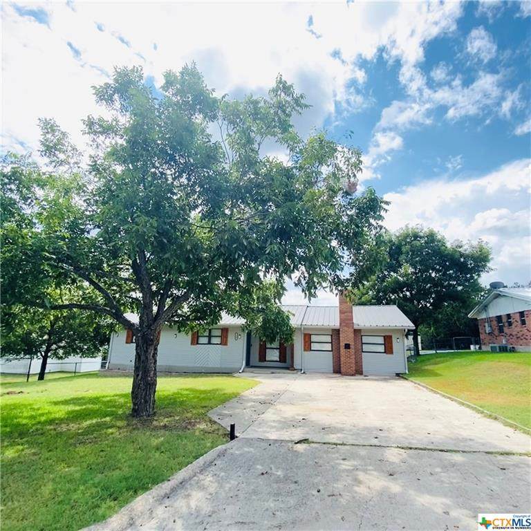 1204 North Avenue - Photo 1