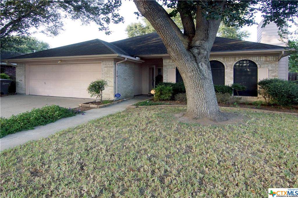 216 Ridge Drive - Photo 1