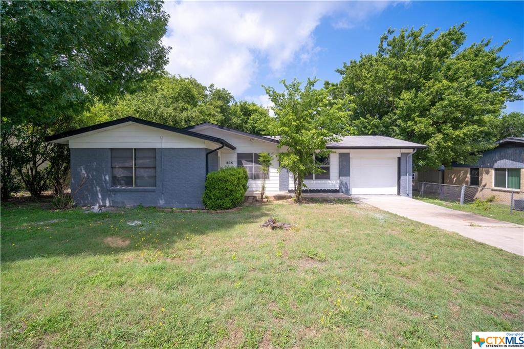808 Carmen Street - Photo 1
