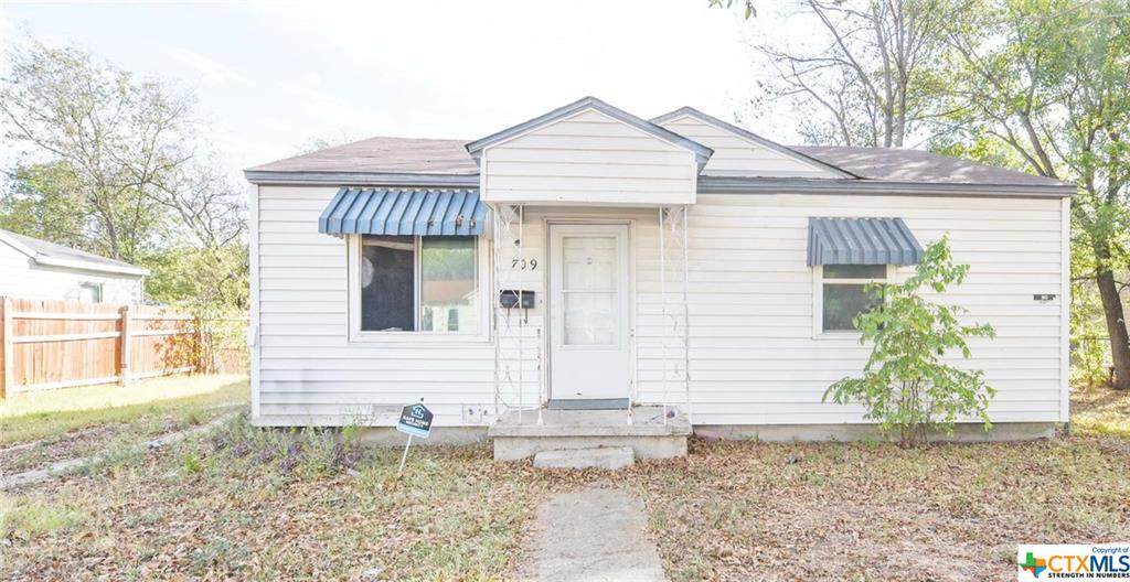 709 Sissom Road - Photo 1