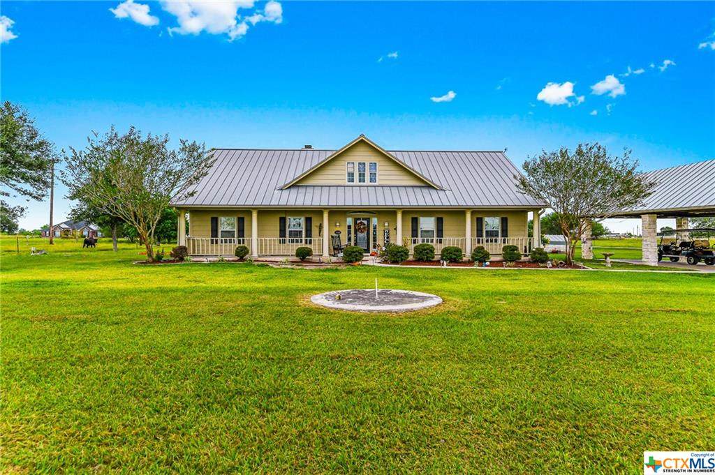 424 Dewberry Lane - Photo 1