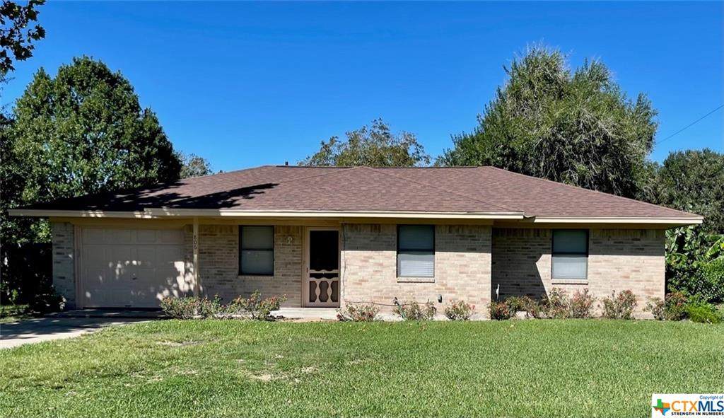 806 Live Oak Street - Photo 1