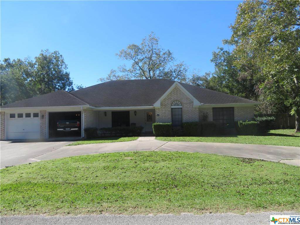 611 Fulton - Photo 1