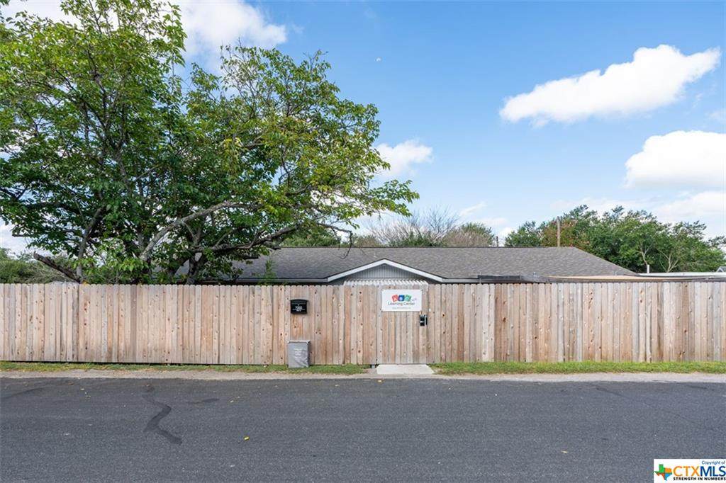 7202 Dee Street - Photo 1