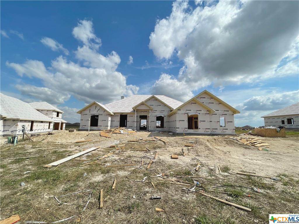 403 Oak Drive - Photo 1