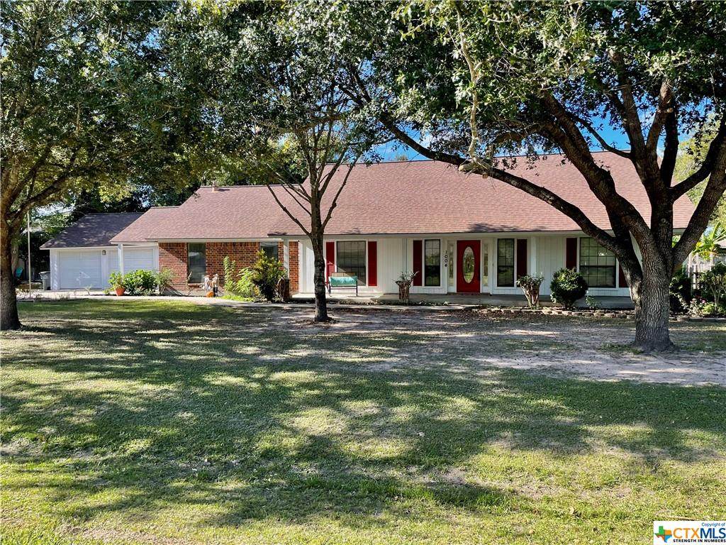 1004 Blyth Road - Photo 1