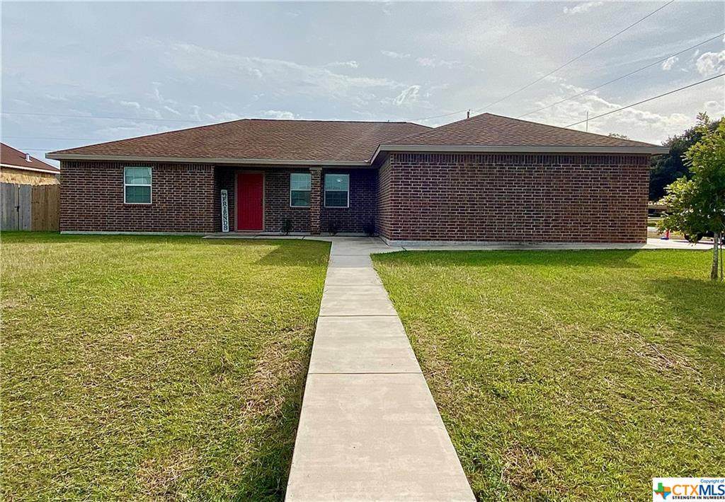 102 Blue Jay Loop - Photo 1