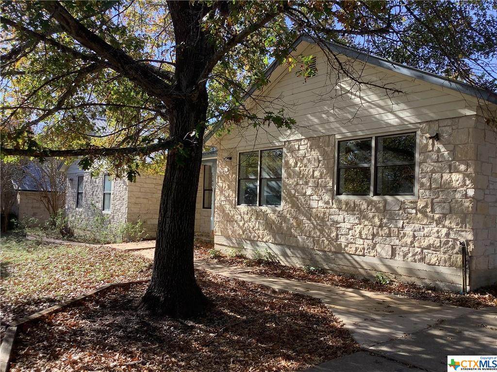 160 Donna Drive - Photo 1