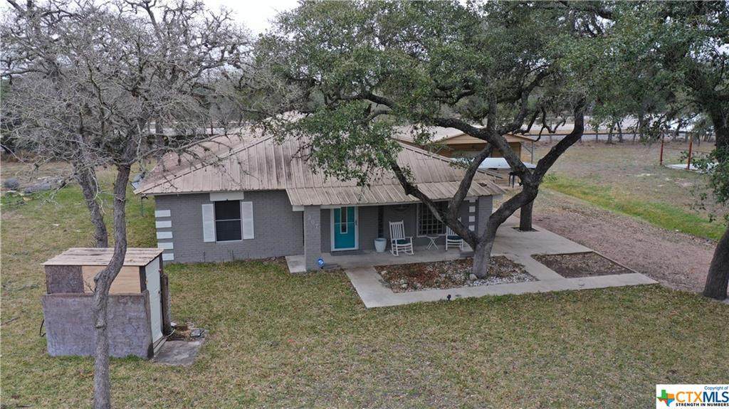 307 Coleto Drive - Photo 1