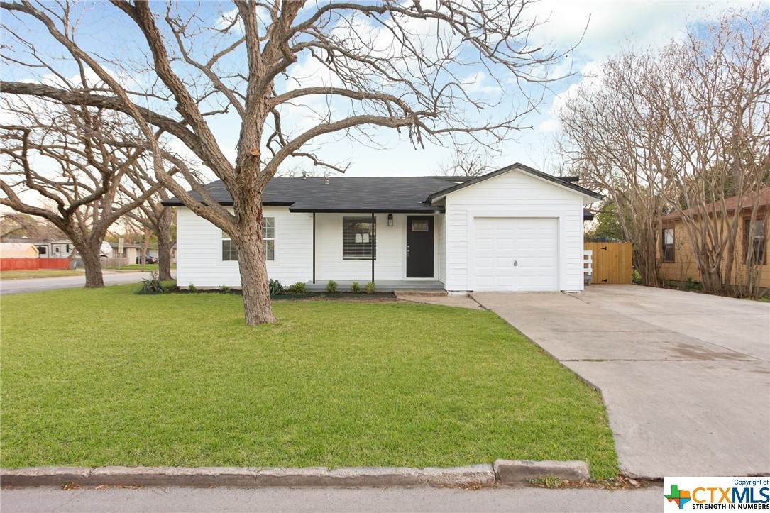 733 Cedar Street - Photo 1