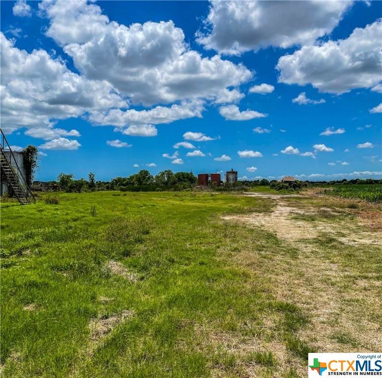 4249 Fm 1593 - Photo 1