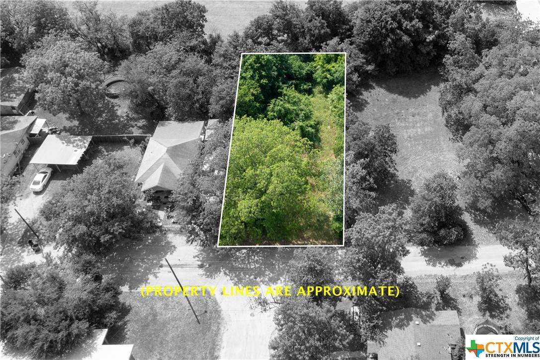 708 Polk Avenue - Photo 1