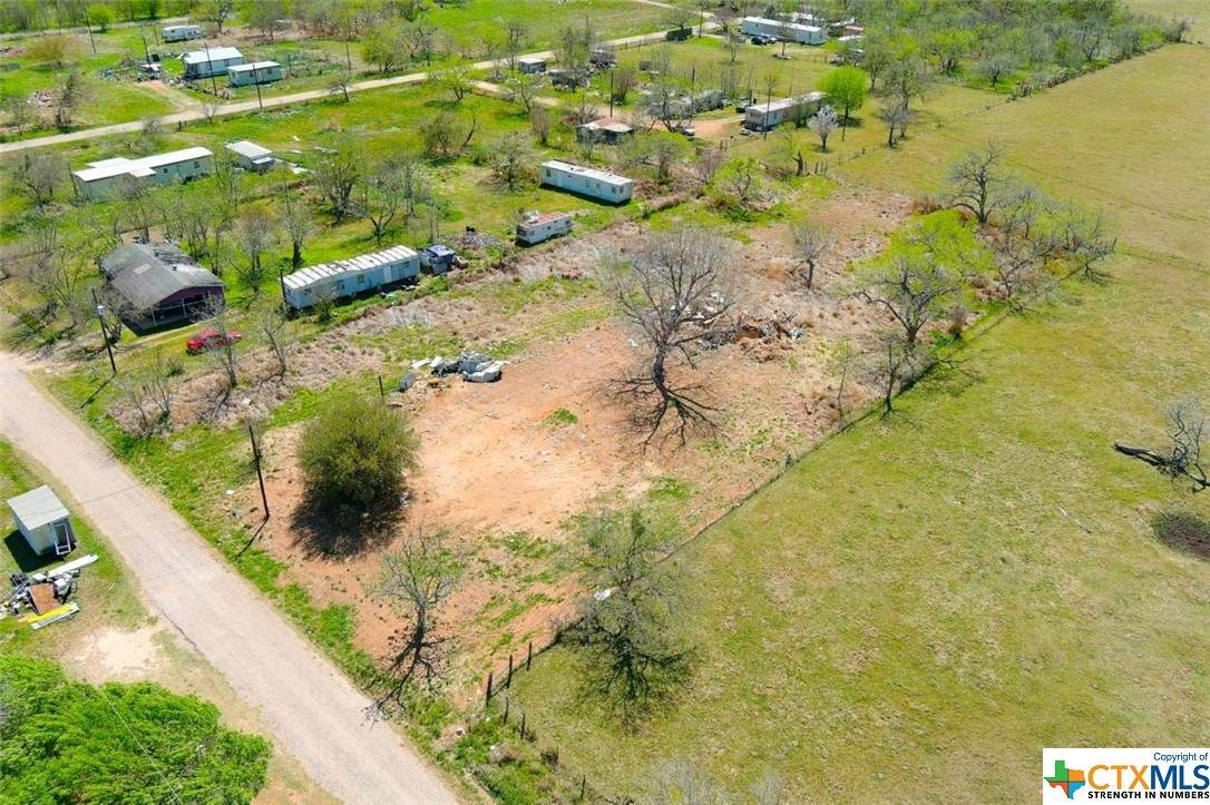 141 County Road 480 - Photo 1