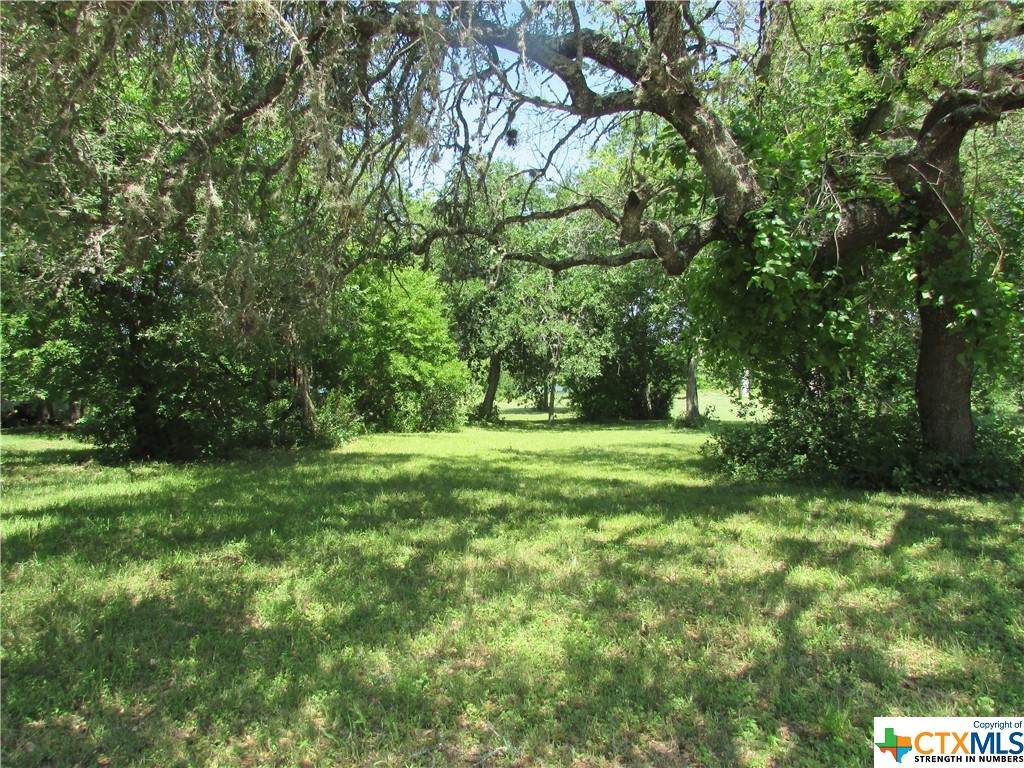 302 Montwood - Photo 1