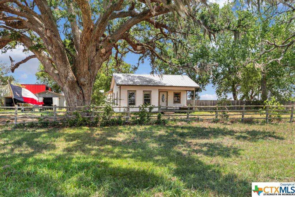 4526 State Highway 111 - Photo 1
