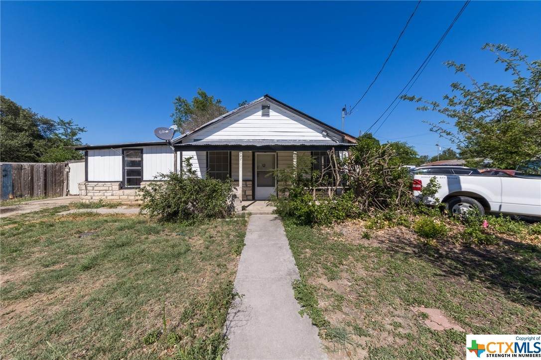 605 Rhomberg Street - Photo 1