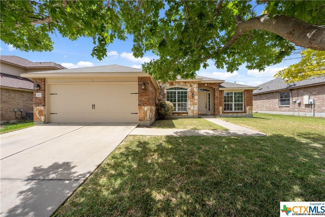 6105 Suellen Lane - Photo 1