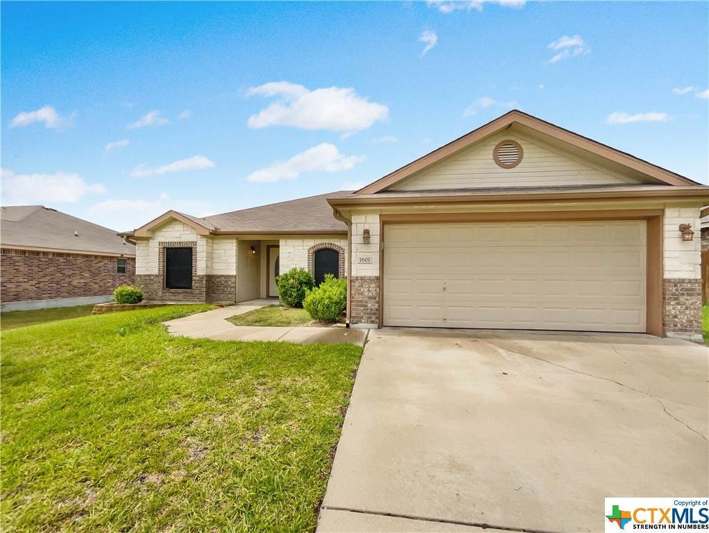 1601 Lindsey Drive - Photo 1