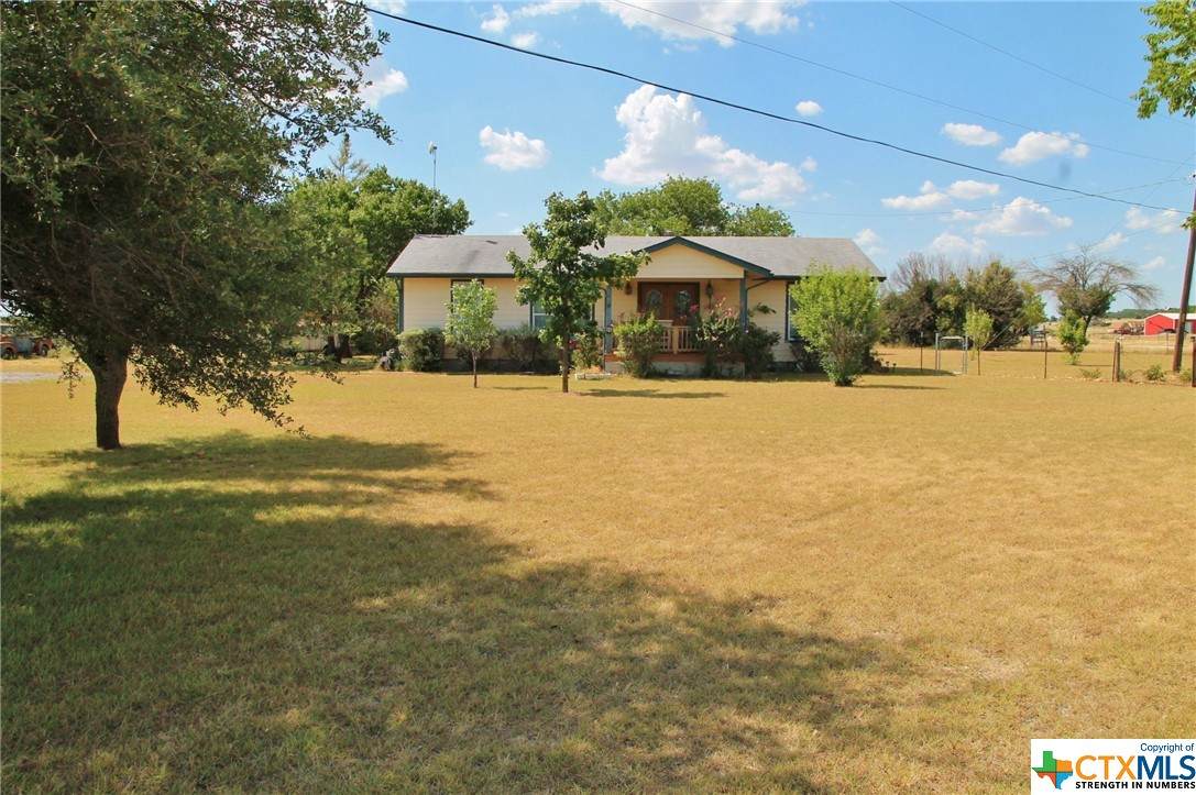 101 Private Road 915 - Photo 1