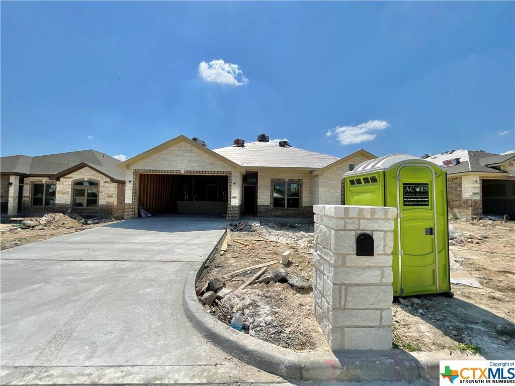 621 Holstein Drive - Photo 1
