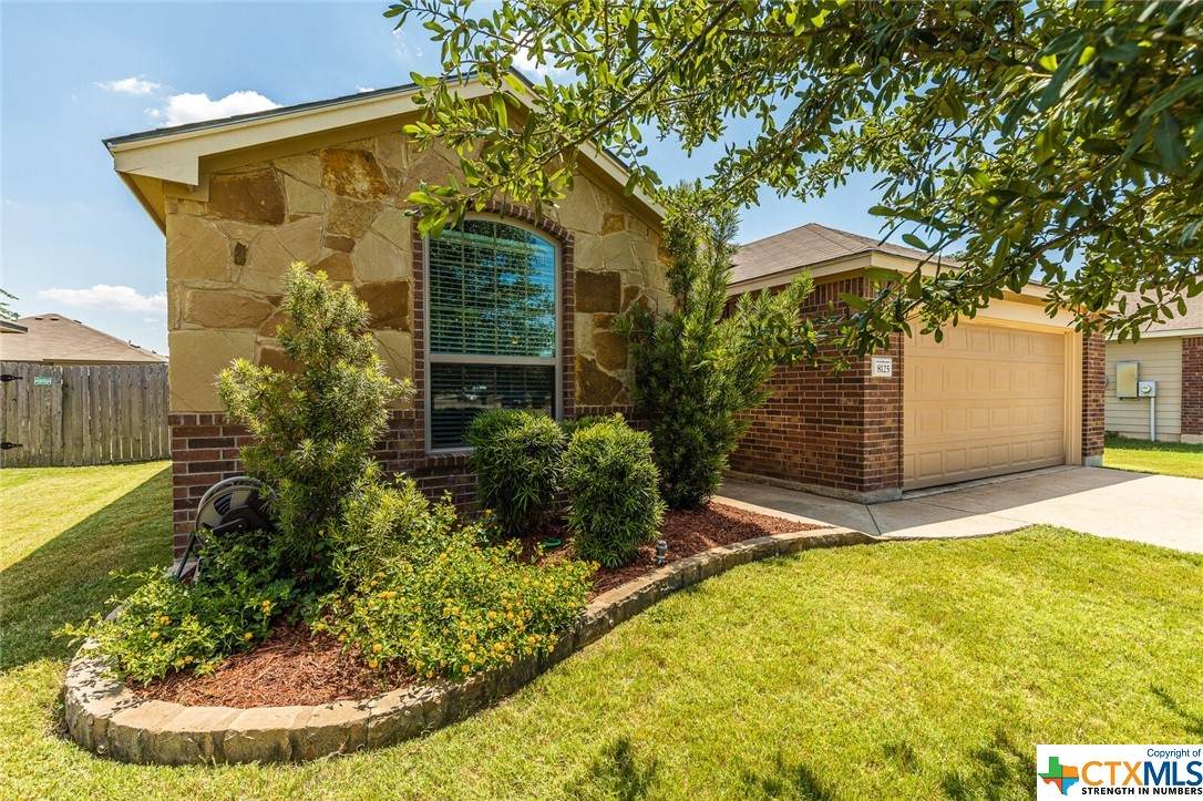 8125 Bridgepointe Drive - Photo 1