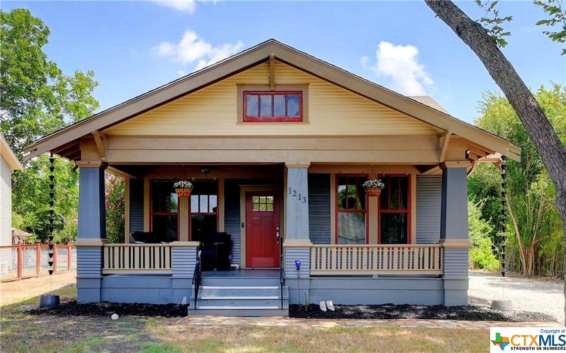 1213 Woodlawn Street - Photo 1