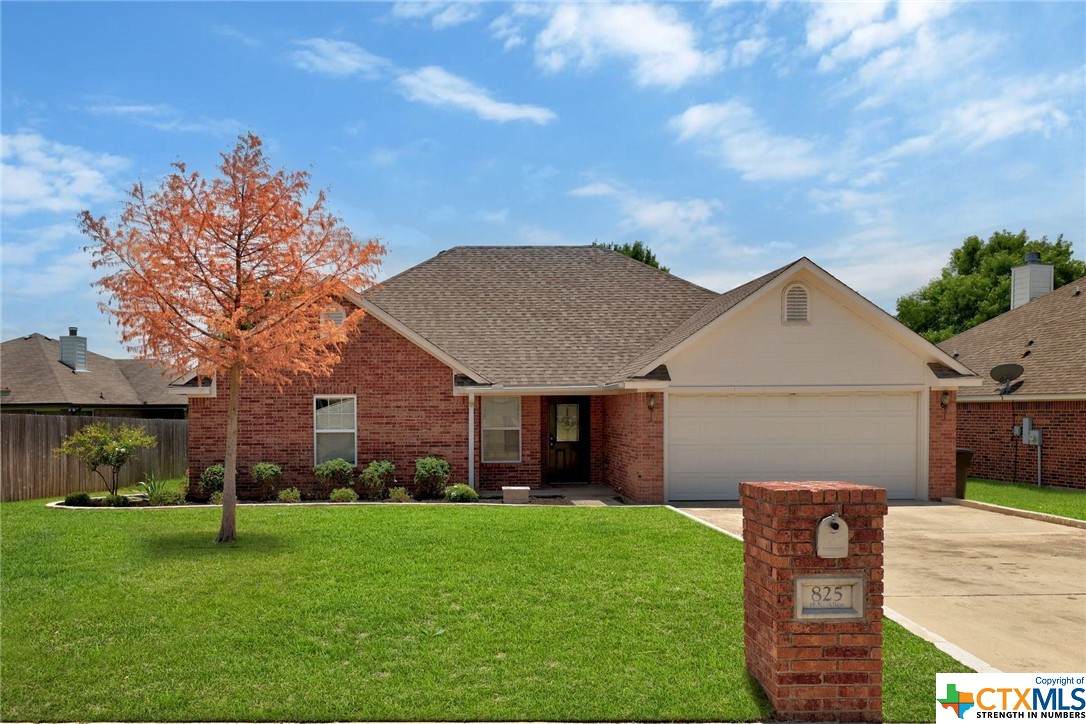 825 H K Allen Parkway - Photo 1