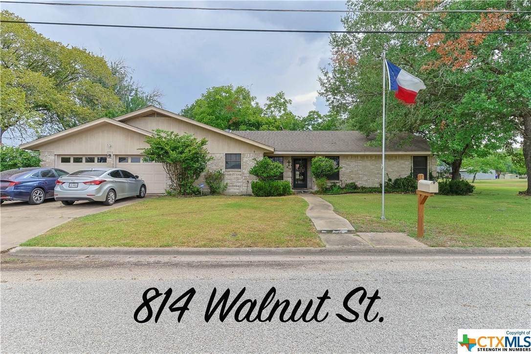 814 Walnut Street - Photo 1