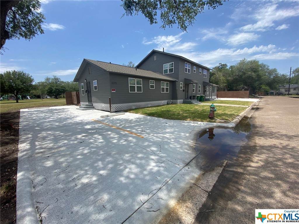 2311-13 Louis Street - Photo 1