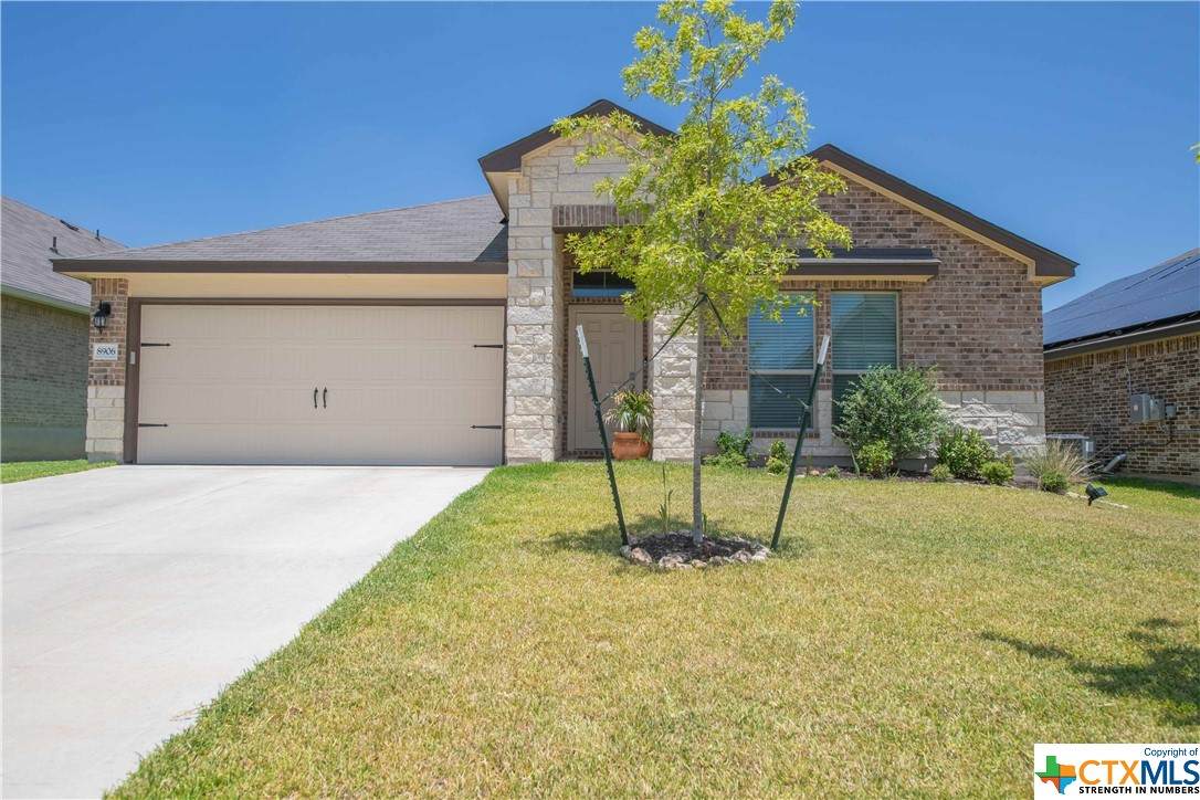 8906 Hidden Oaks Drive - Photo 1
