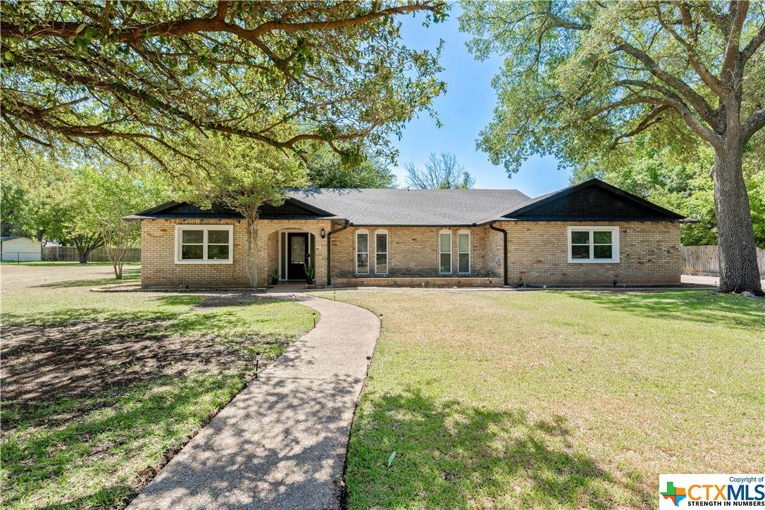 3101 Oakridge Drive - Photo 1