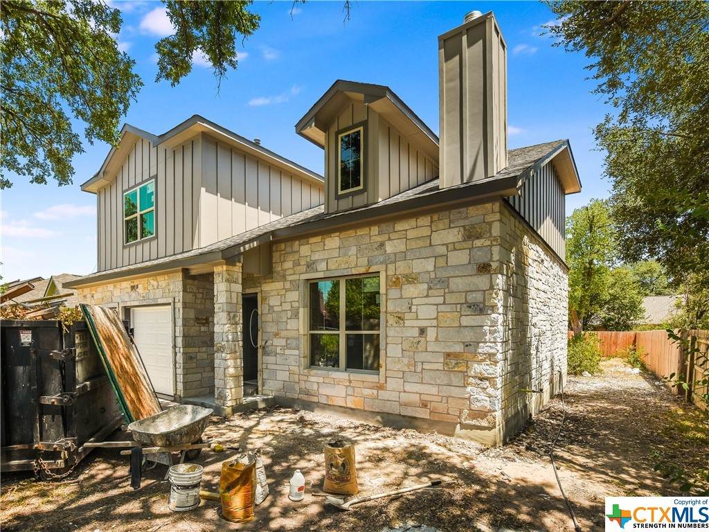 2504 Kathleen Cove - Photo 1