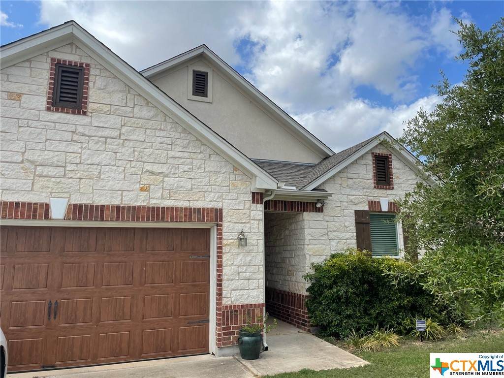 413 Hunters Hill Drive - Photo 1