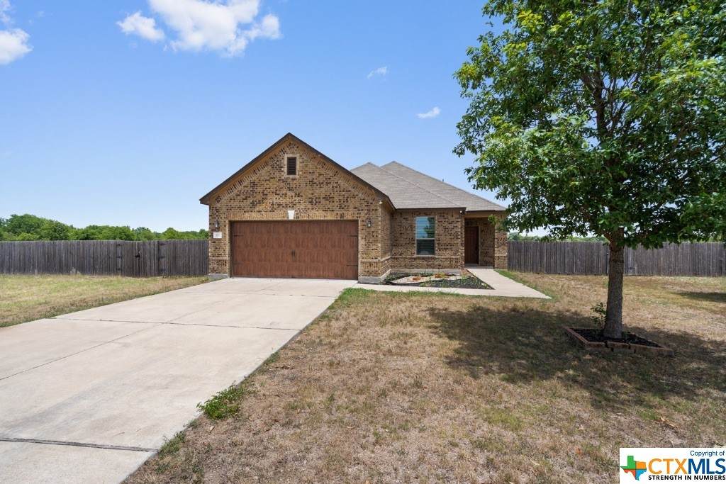 117 Brittany Lane - Photo 1