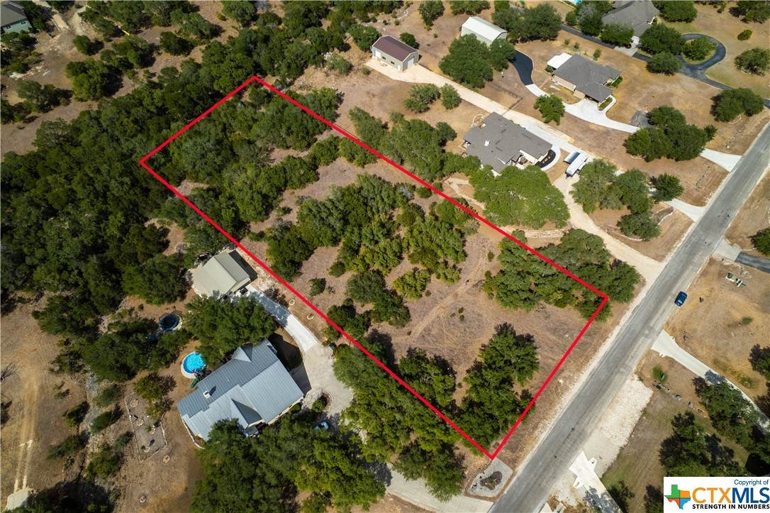 467 Shady Hollow - Photo 1