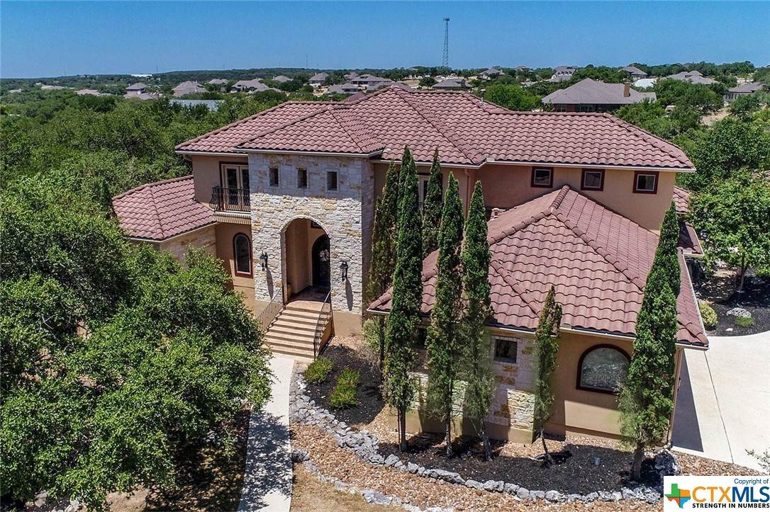 925 Cross Oak - Photo 1