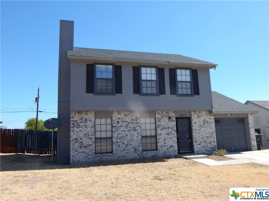 1613 Bobby Lee Drive - Photo 1