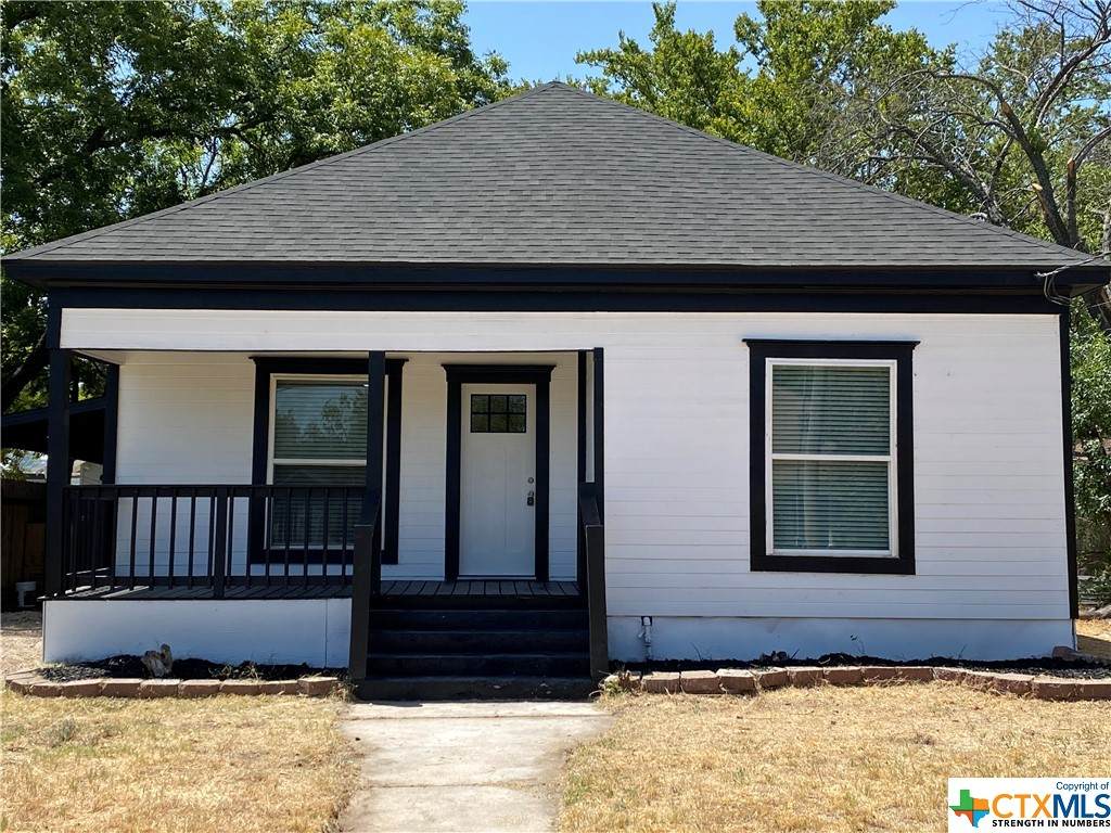 1402 Leon Street - Photo 1