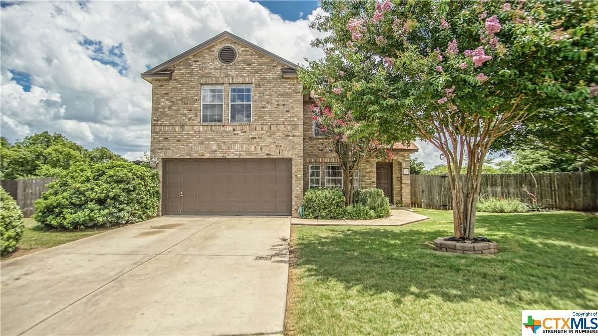 1136 Stone Trail - Photo 1