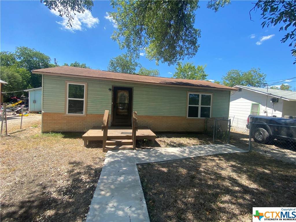 1664 Cross Street - Photo 1