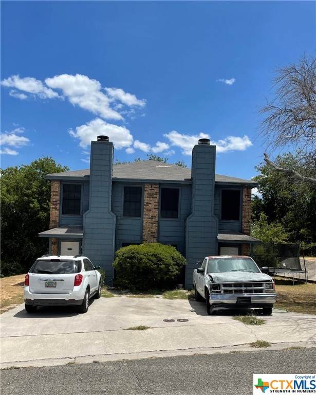 908 7th Street - Photo 1