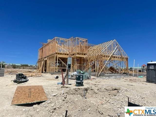 1553 Dryden Avenue - Photo 1
