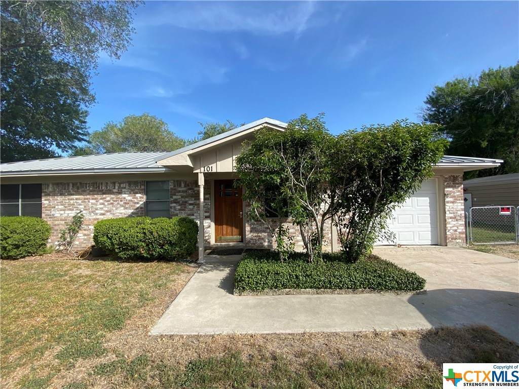 85 Albert Avenue - Photo 1