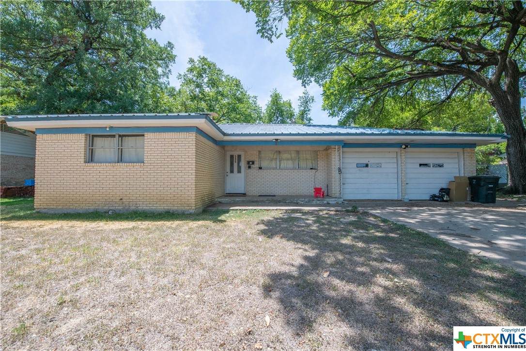 506 Lee Drive - Photo 1