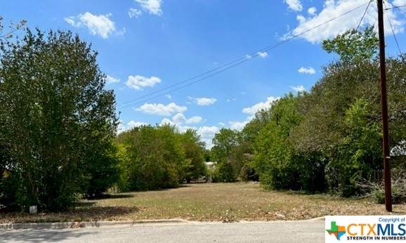 710 Laurel Avenue - Photo 1