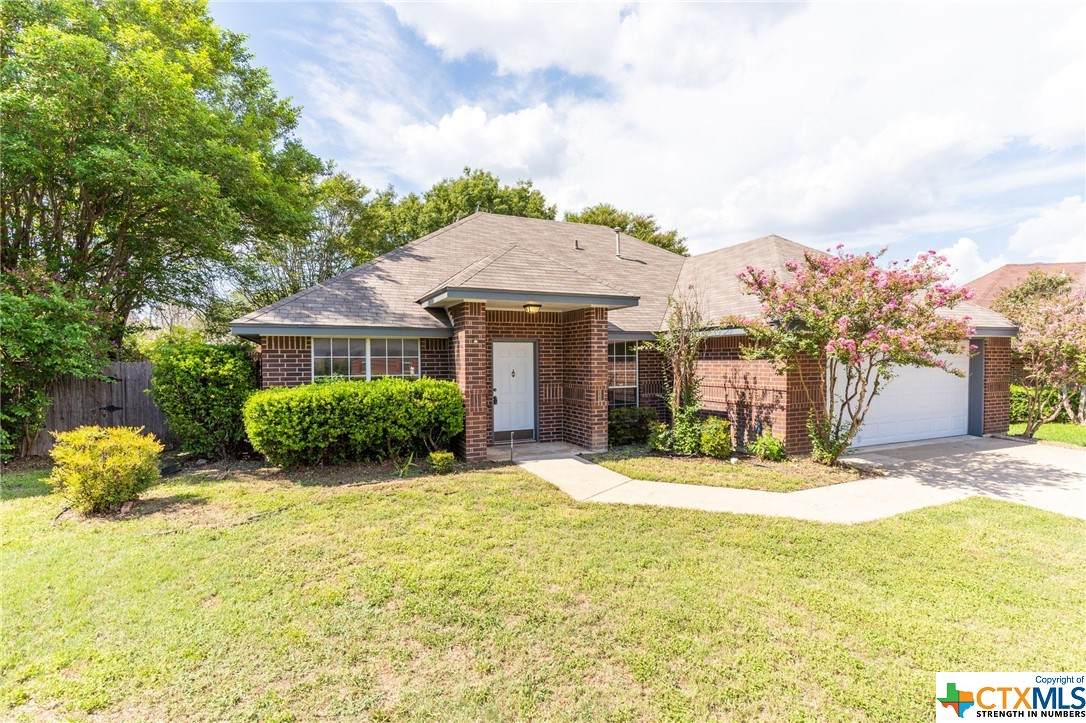 400 Diana Lane - Photo 1