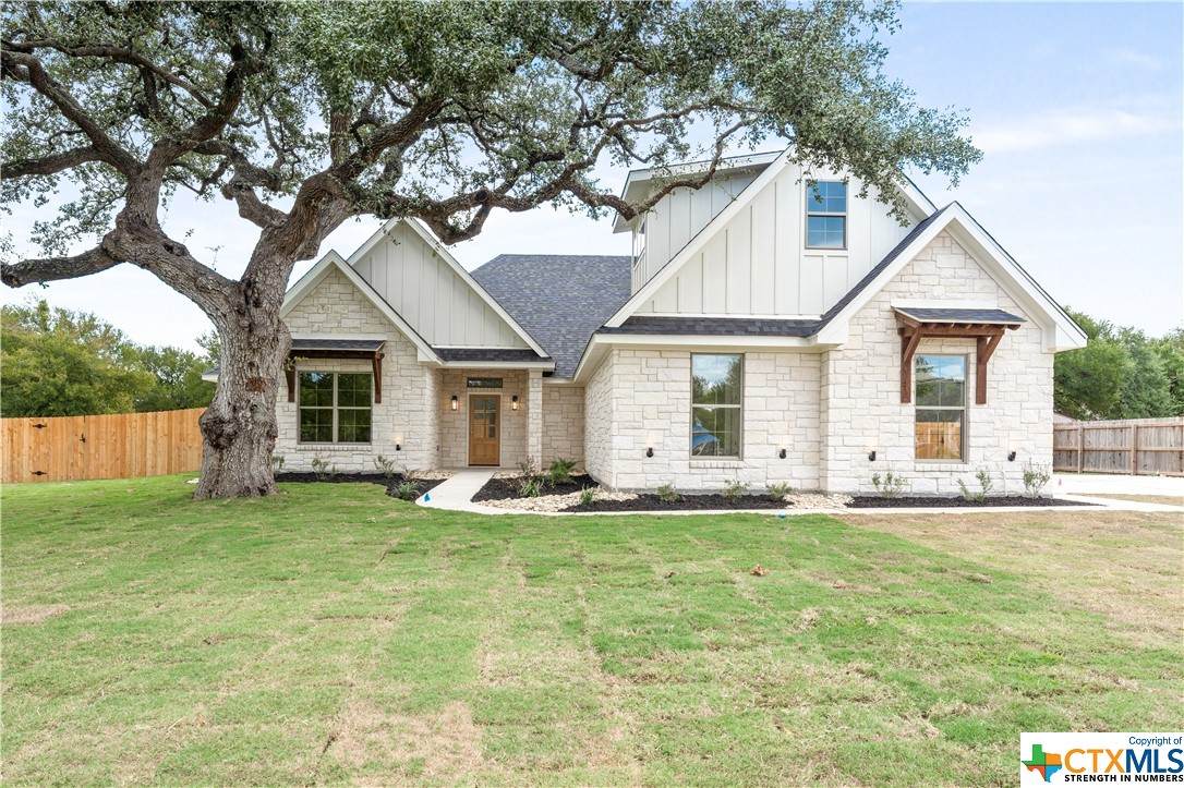 1022 Deer Crossing - Photo 1